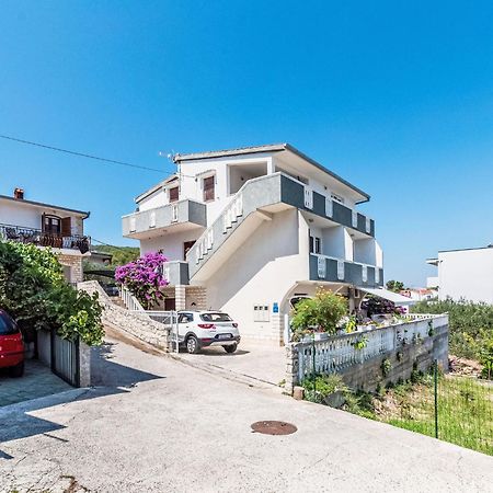 Apartment Miljus By Interhome Trogir Exterior foto